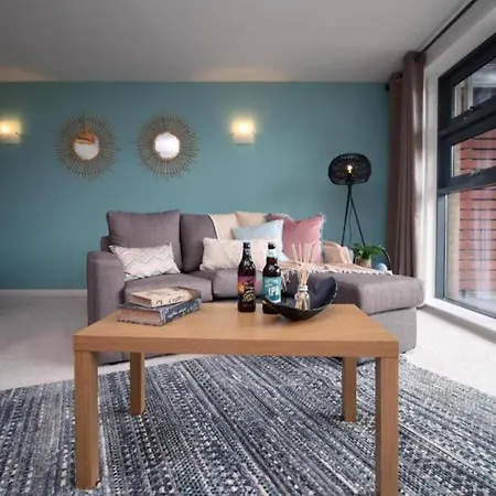 Short Stays College Green, 2 Bed Parking Бристоль